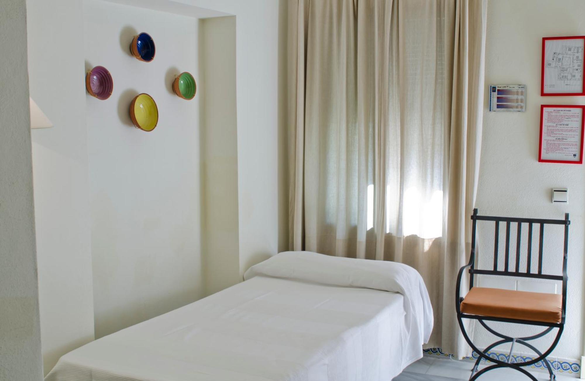 Hostal Sixto Rota Exterior foto