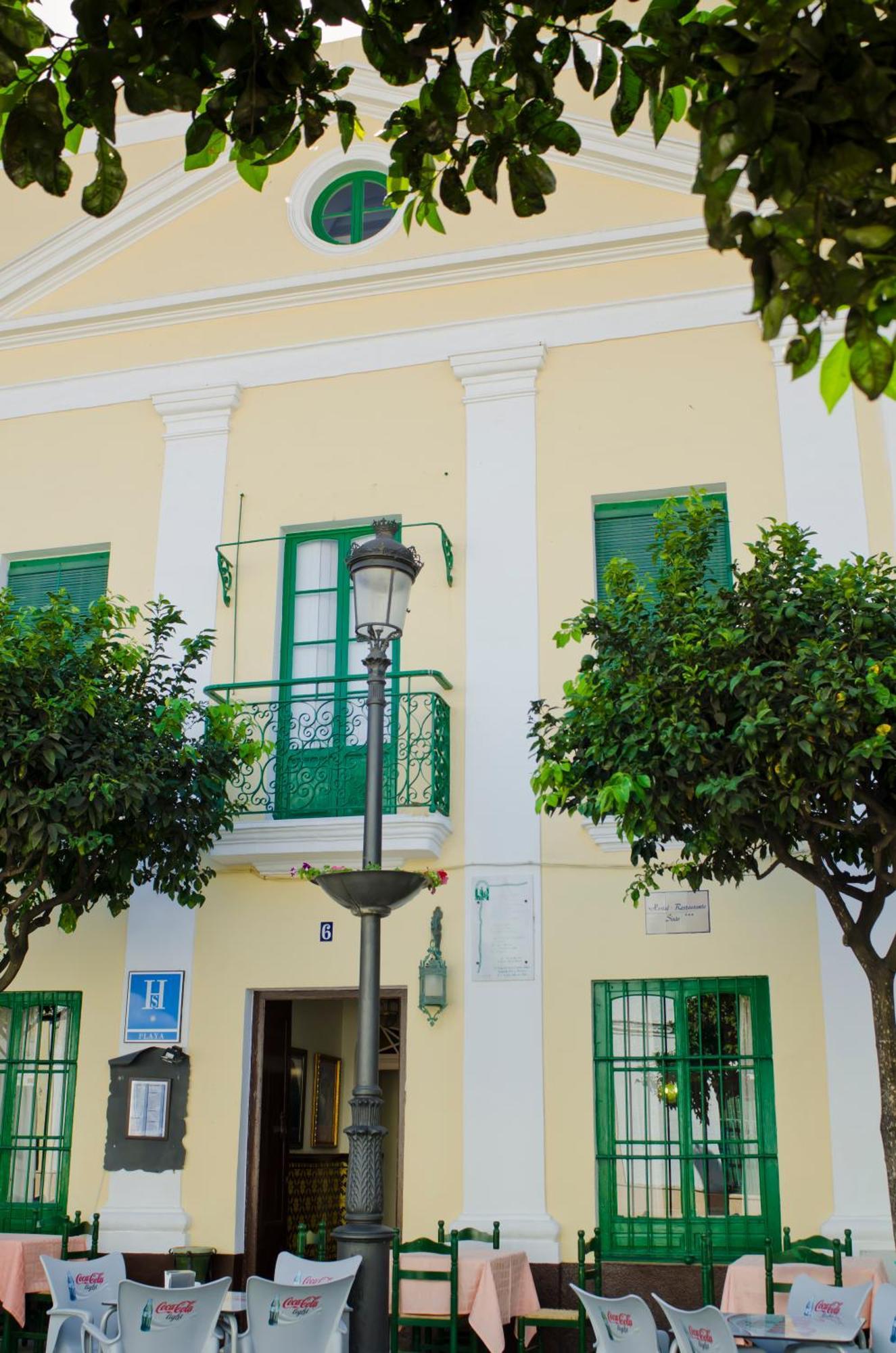 Hostal Sixto Rota Exterior foto