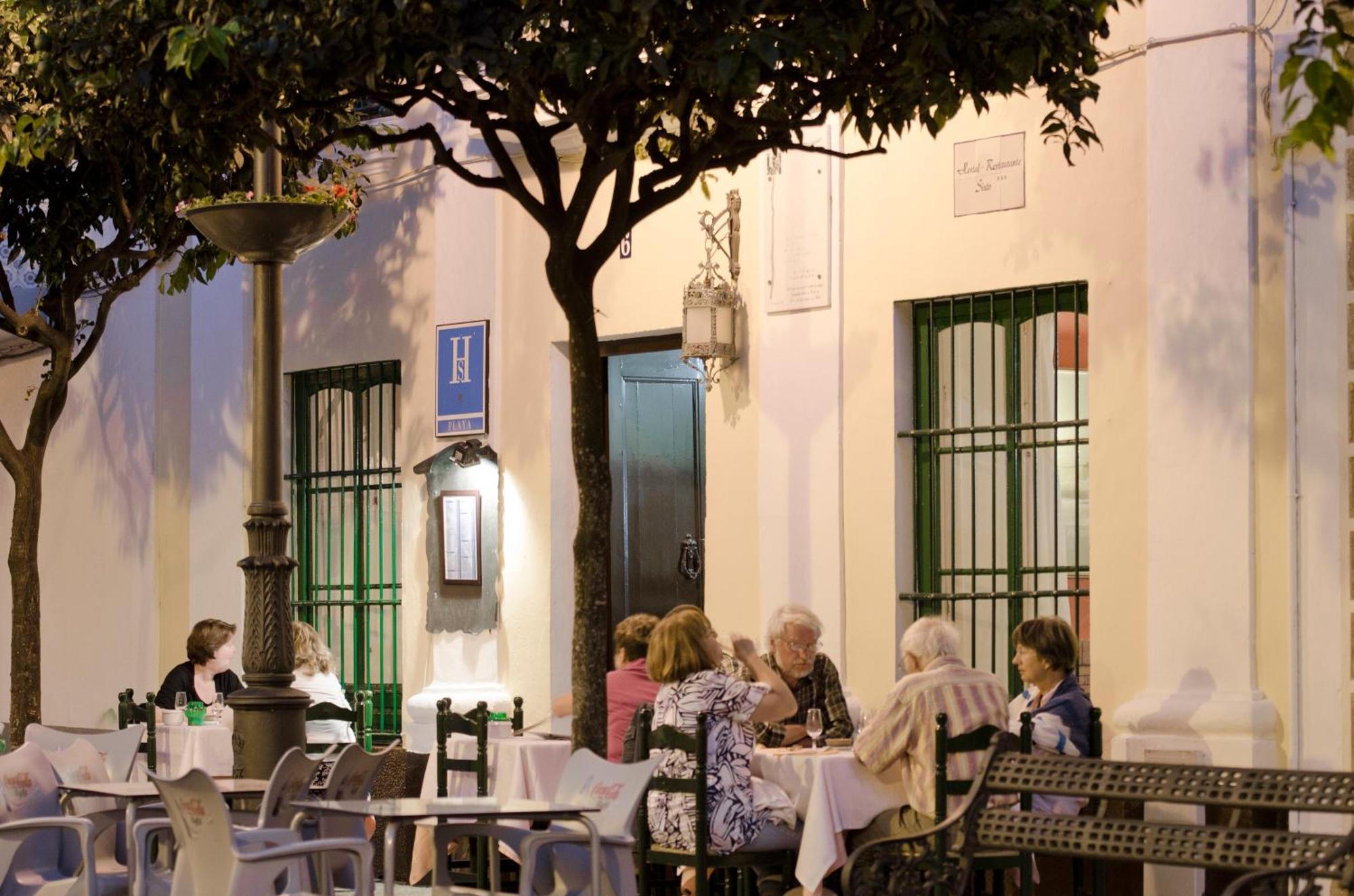 Hostal Sixto Rota Exterior foto